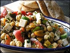 Chickpea salad with Nabulsi cheese