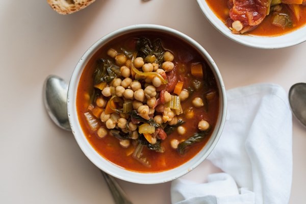 Chickpea soup from Le Marche (Minestra di ceci alla Marchigiana)