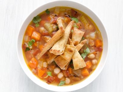 Chickpea soup with spiced pita chips