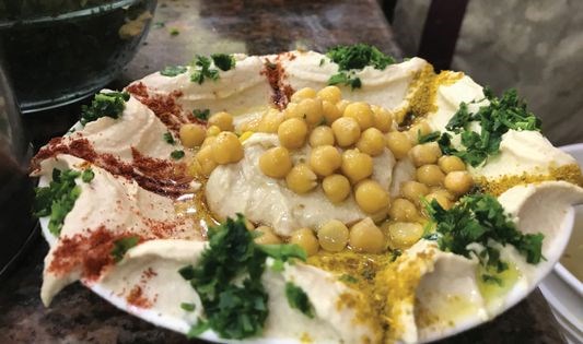 Chickpea spread (Hummus bil t'heena)
