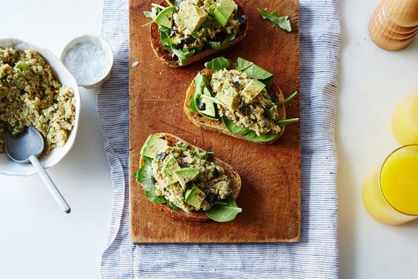 Chickpea "tuna" salad