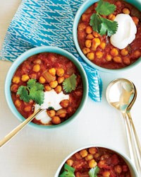 Chickpeas in spicy tomato gravy (Masaledar cholay)
