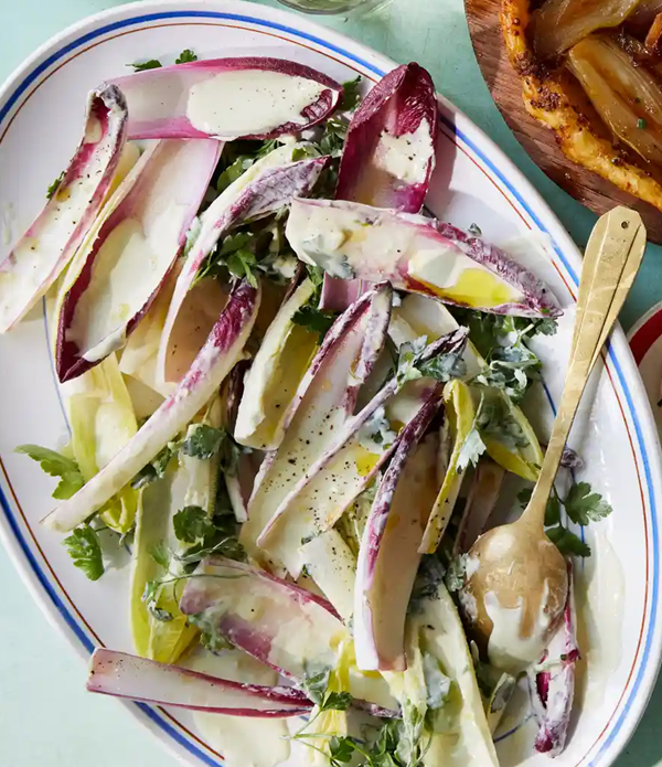 Chicory and parsley salad with blue cheese dressing