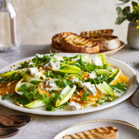 Chicory, clementine and dolcelatte salad