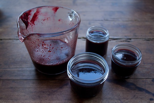 Chile blackberry syrup