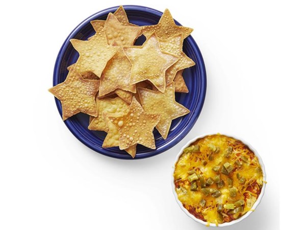 Chile relleno dip with star chips