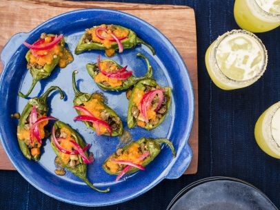 Chiles rellenos jalapeños