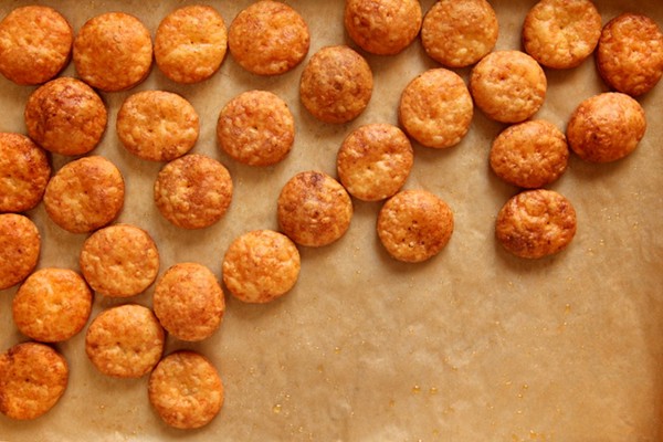 Chili cheese crackers
