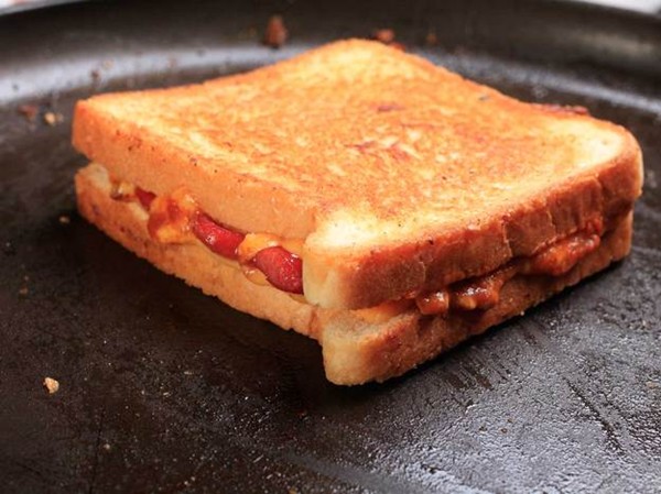 Chili cheese dog grilled cheese