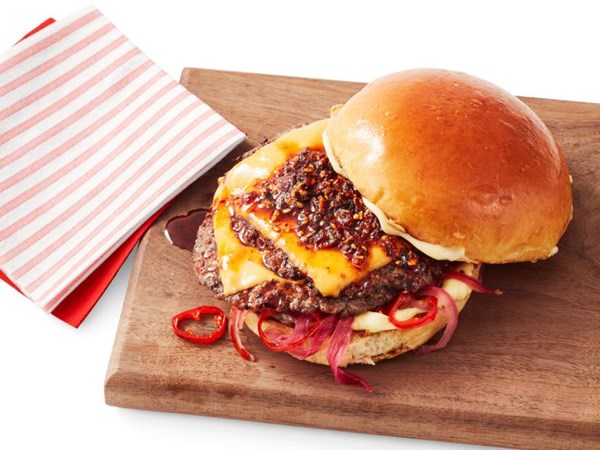 Chili crunch burgers 