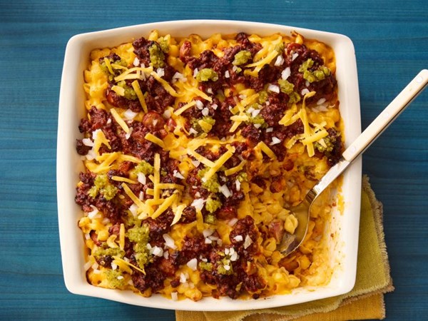 Chili dog mac and cheese