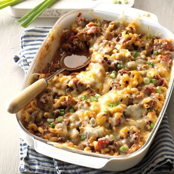 Chili mac casserole