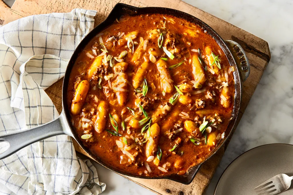 Chili mac rice cakes