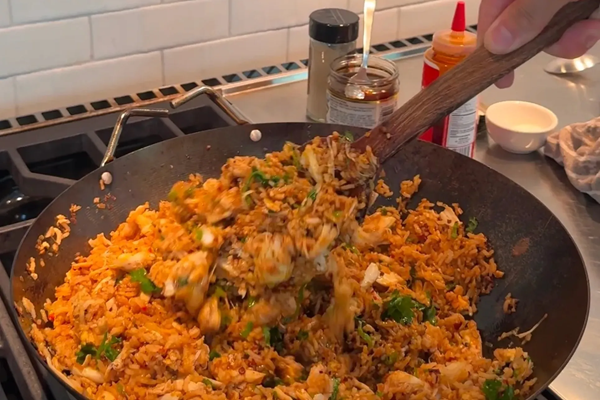 Chili shrimp fried rice by Rob Li
