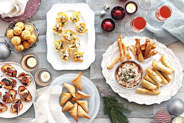 Chili shrimp wonton cups