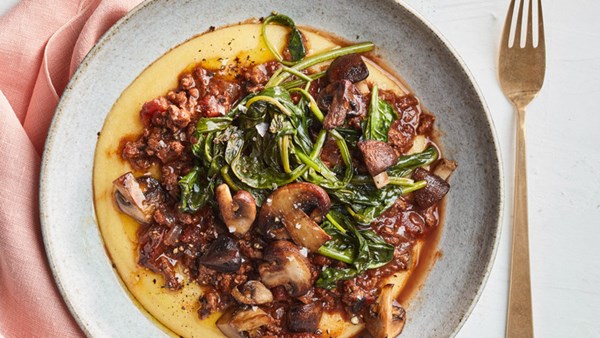 Chili with polenta and vegetables