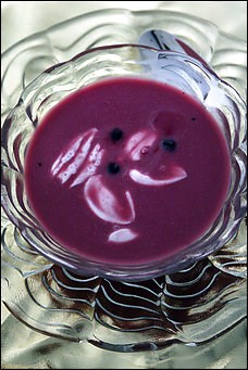 Chilled blueberry soup