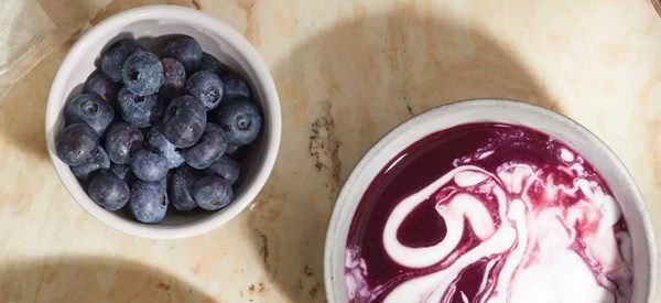 Chilled blueberry soup