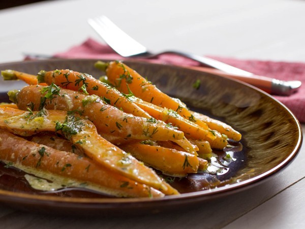 Chilled carrots with tahini-ginger dressing