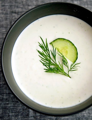 Chilled cucumber soup (Tarrator)