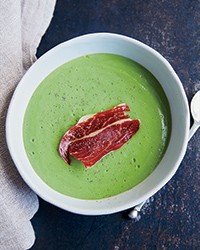 Chilled English pea soup with prosciutto crisps