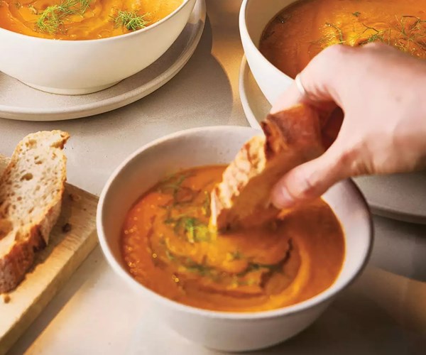 Chilled fennel & tomato soup