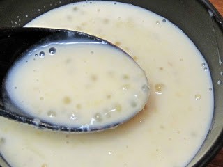 Chilled green bean soup (Bing lüdouren tang / 冰綠豆仁湯)