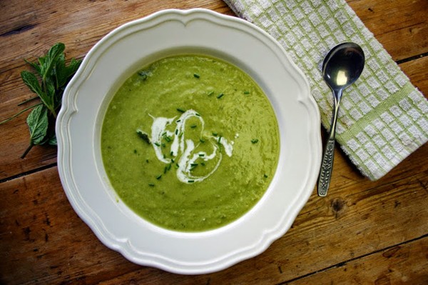 Chilled pea, cauliflower and wasabi soup