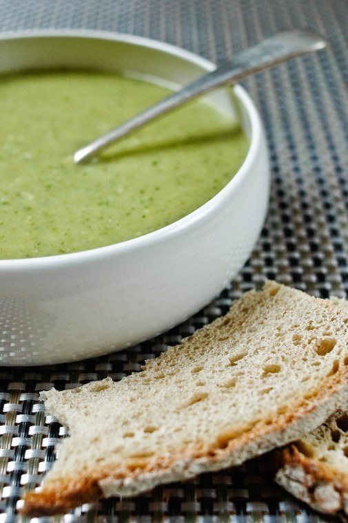 Chilled pea pod soup