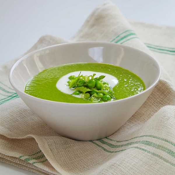 Chilled pea soup with mint, spring onion and yogurt