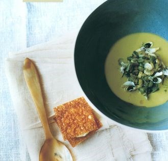 Chilled pea soup with Parmesan ice cream