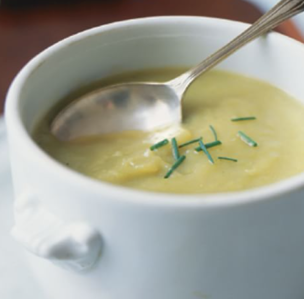 Chilled potato & leek soup (Vichyssoise)