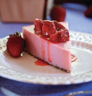 Chilled rhubarb torte