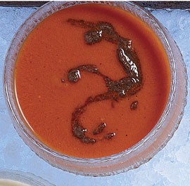 Chilled tomato and red pepper soup
