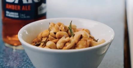 Chilli and garlic nuts