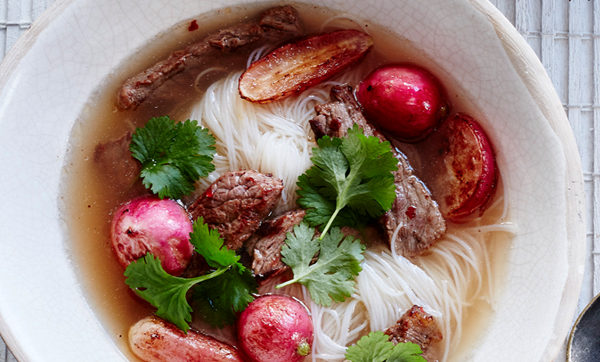 Chilli beef and radish noodle soup