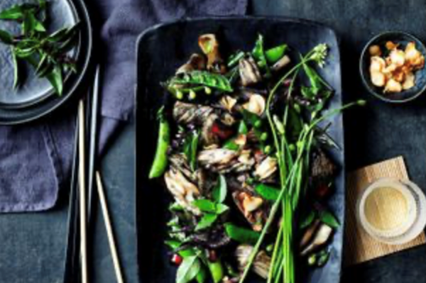 Chilli calamari stir-fry with squid ink