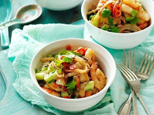Chilli-coconut prawns
