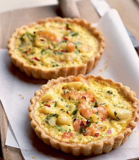 Chilli crab and prawn tarts