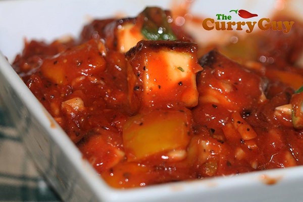 Chilli paneer stir-fry