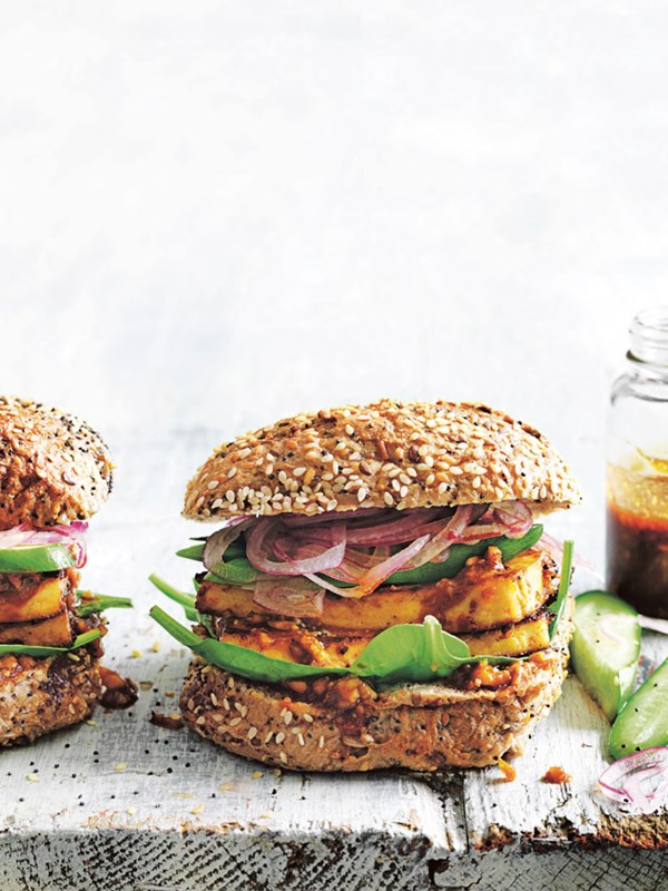 Chilli peanut tofu burger with pickled red onion