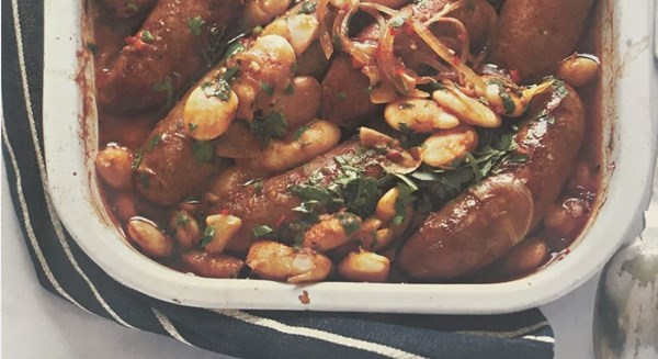Chilli sausages and beans