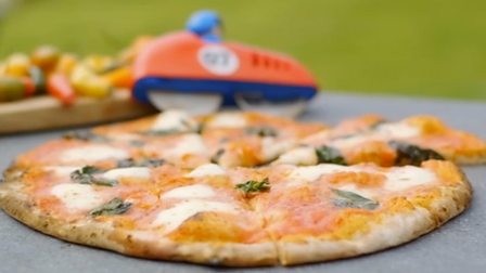 Chilli tomato pizza and lobster calzone