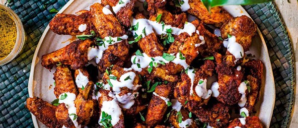 Chilli, yogurt and oregano chicken wings