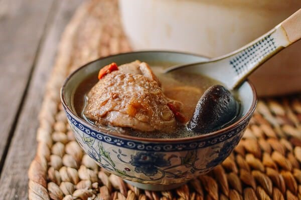 Chinese chicken mushroom soup