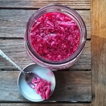 Chinese pickled red cabbage and ginger