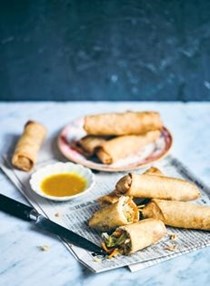 Chinese spring rolls with sweet mustard