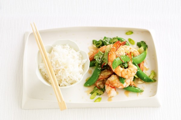 Chinese steamed prawns with sugar snap peas
