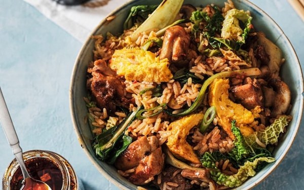 Chinese-style chicken and egg fried rice