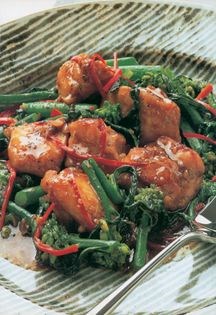 Chinese-style stir-fried chicken with broccoli